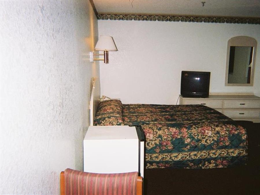 Budget Inn Wentzville Eksteriør bilde