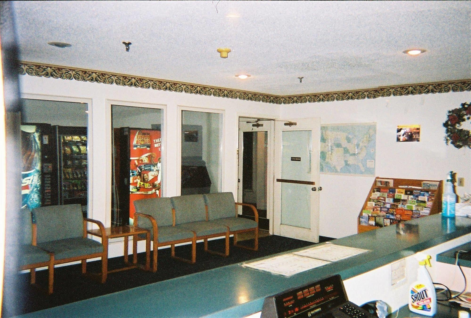 Budget Inn Wentzville Eksteriør bilde