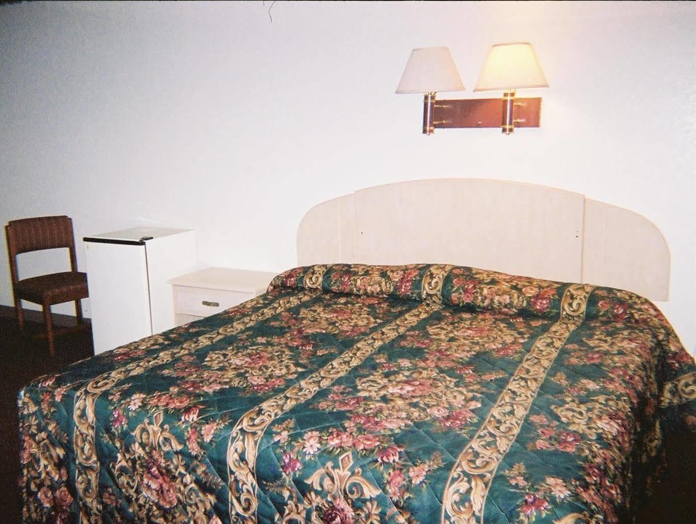 Budget Inn Wentzville Eksteriør bilde
