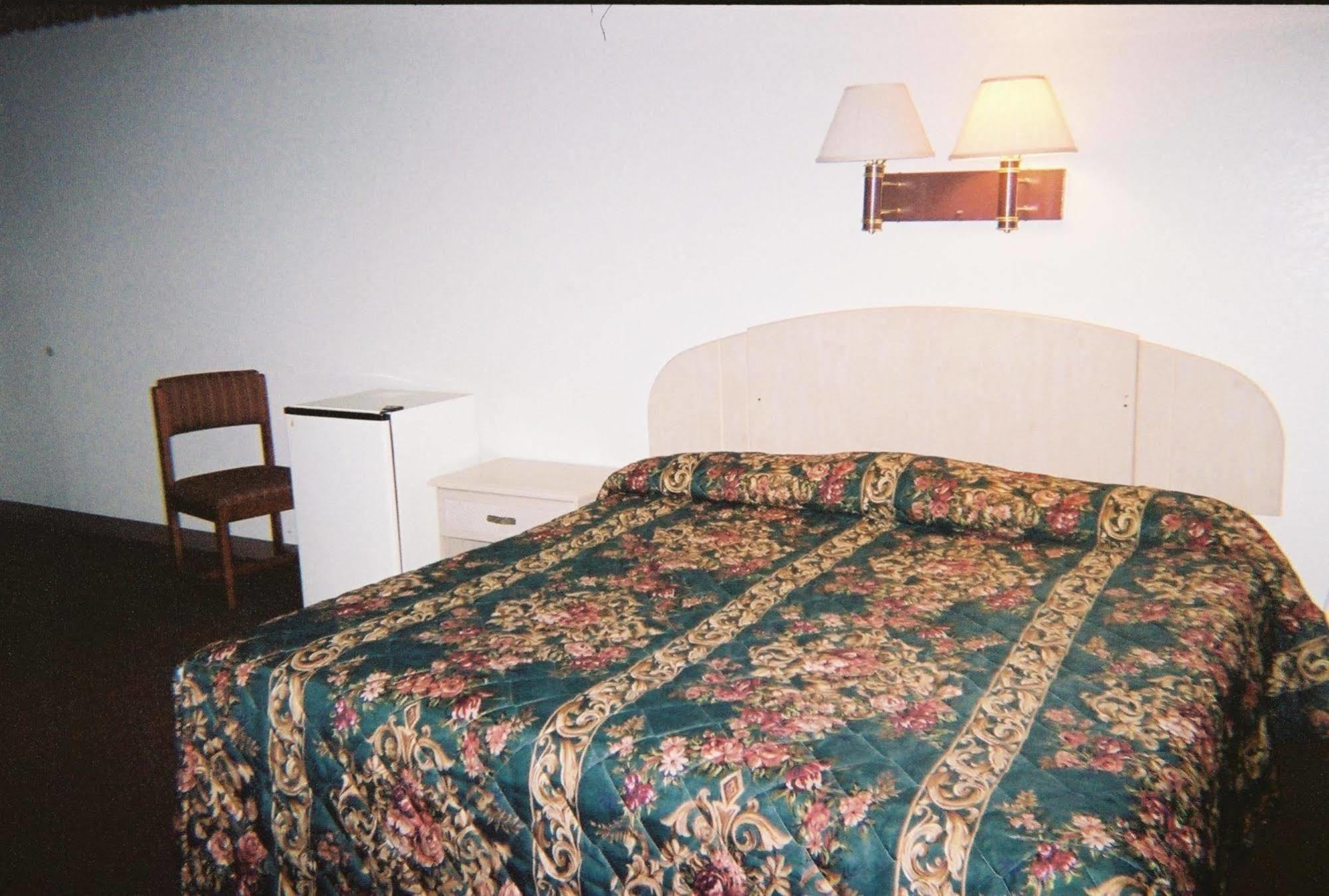 Budget Inn Wentzville Eksteriør bilde