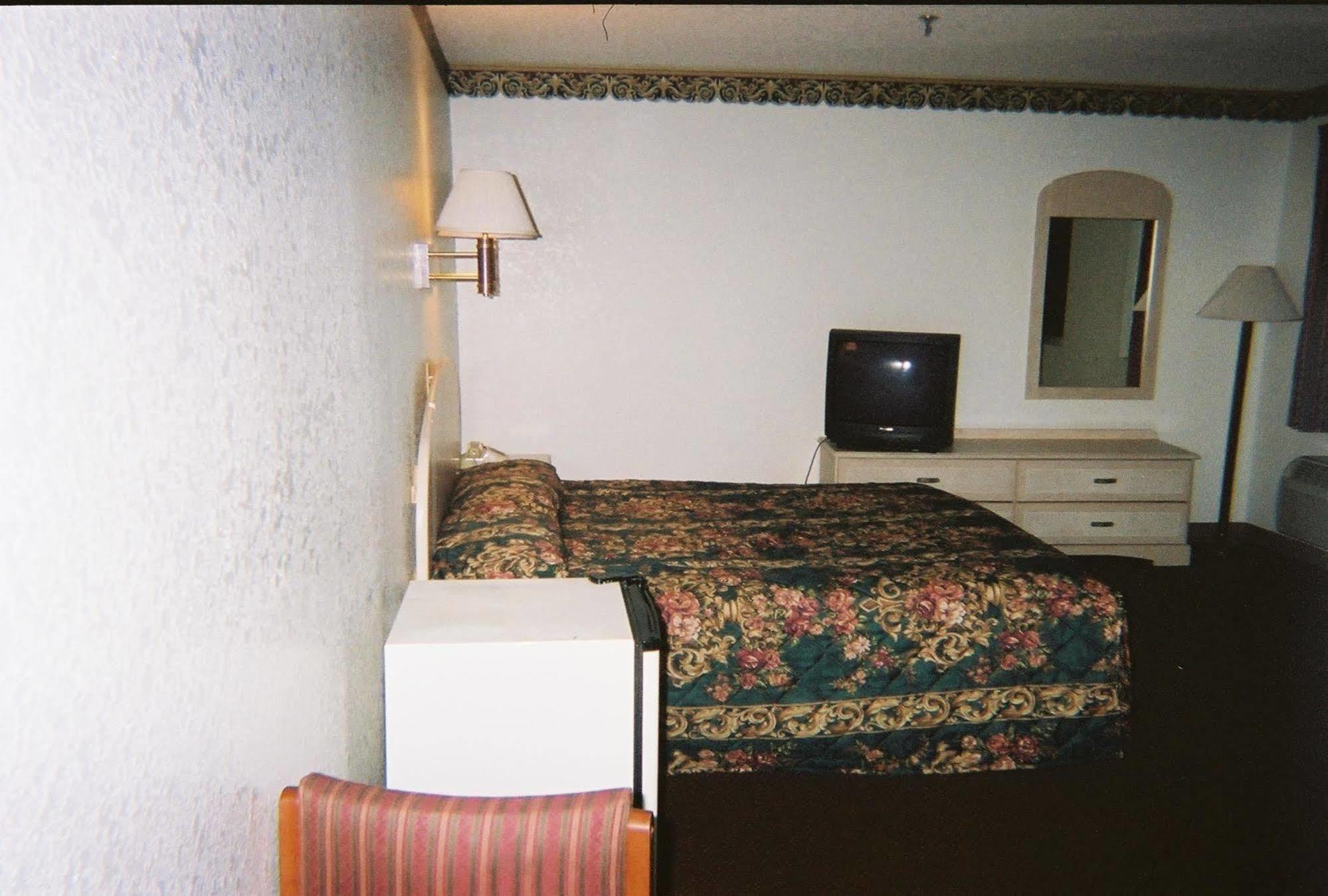 Budget Inn Wentzville Eksteriør bilde
